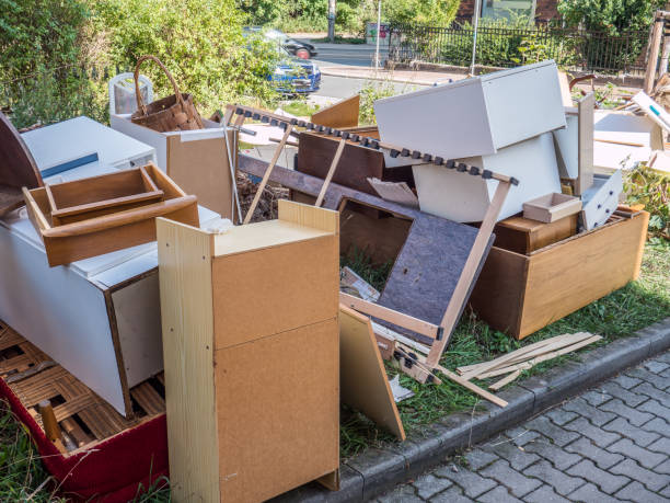 Best Basement Cleanout Services  in Prunedale, CA